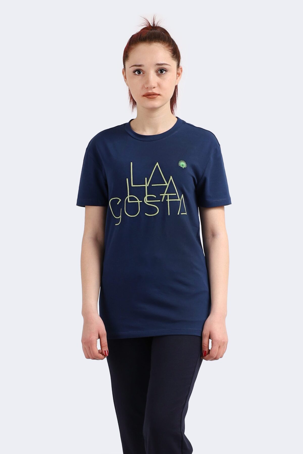 10030b201_qj5bsl4vfz54fcrp-scaled-1.jpg Logo embroidered t-shirt - Image 1