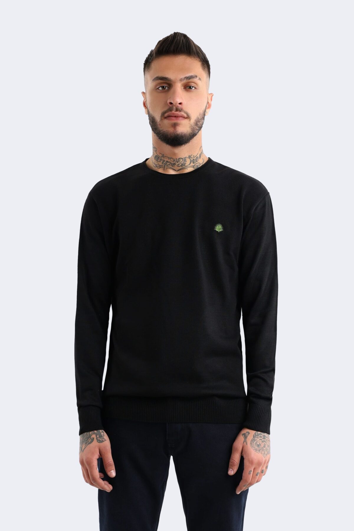 25000204_3a7isjxk7k7yzpu1-scaled-1.jpg Classic men's knitwear - Image 1