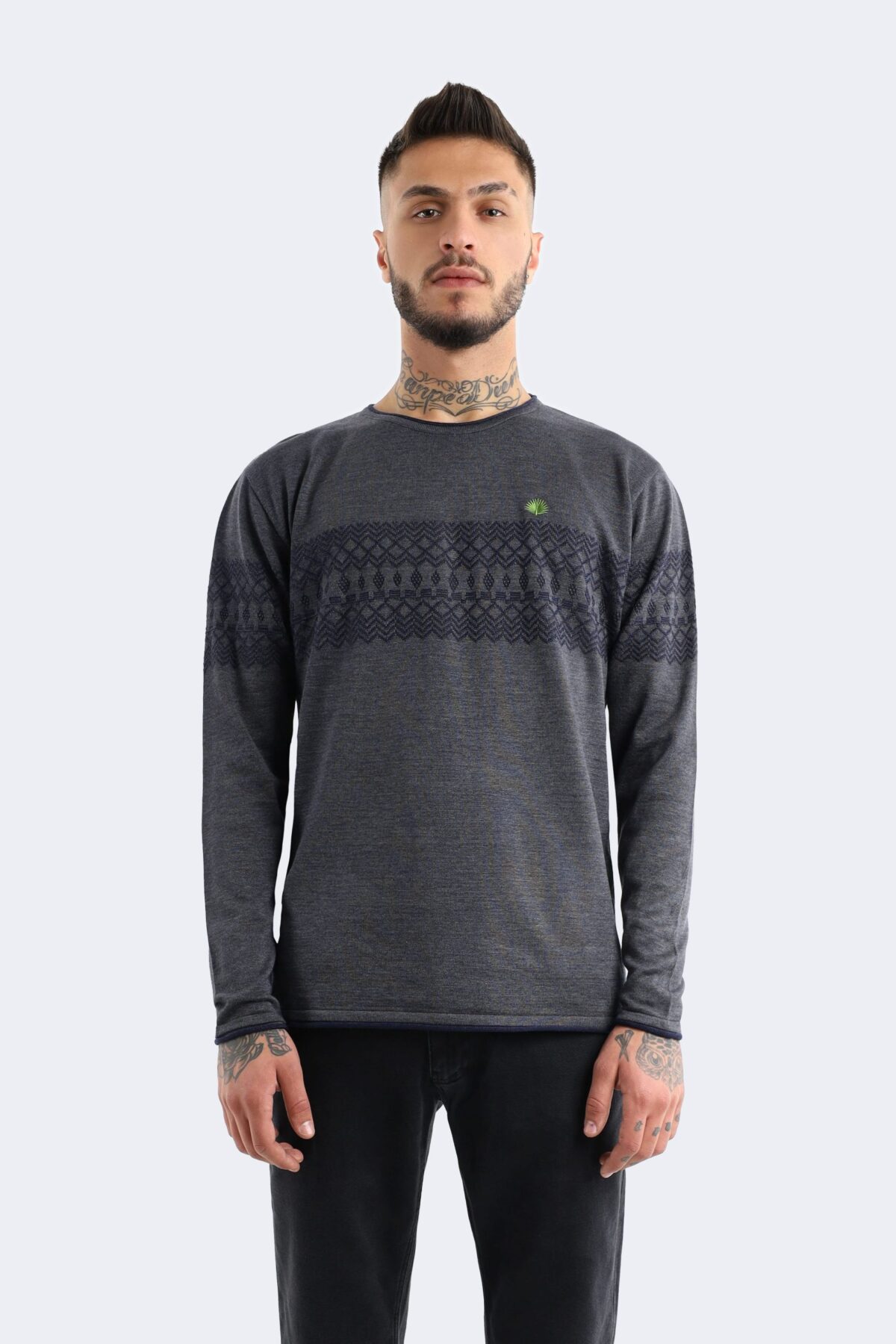 250062013_awr31qngcv0zaqwa-scaled-1.jpg Square striped wool blend knitwear - Image 1