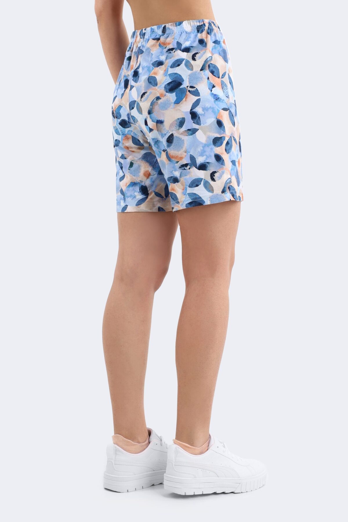LYY women short with abstract patternt - Image 4