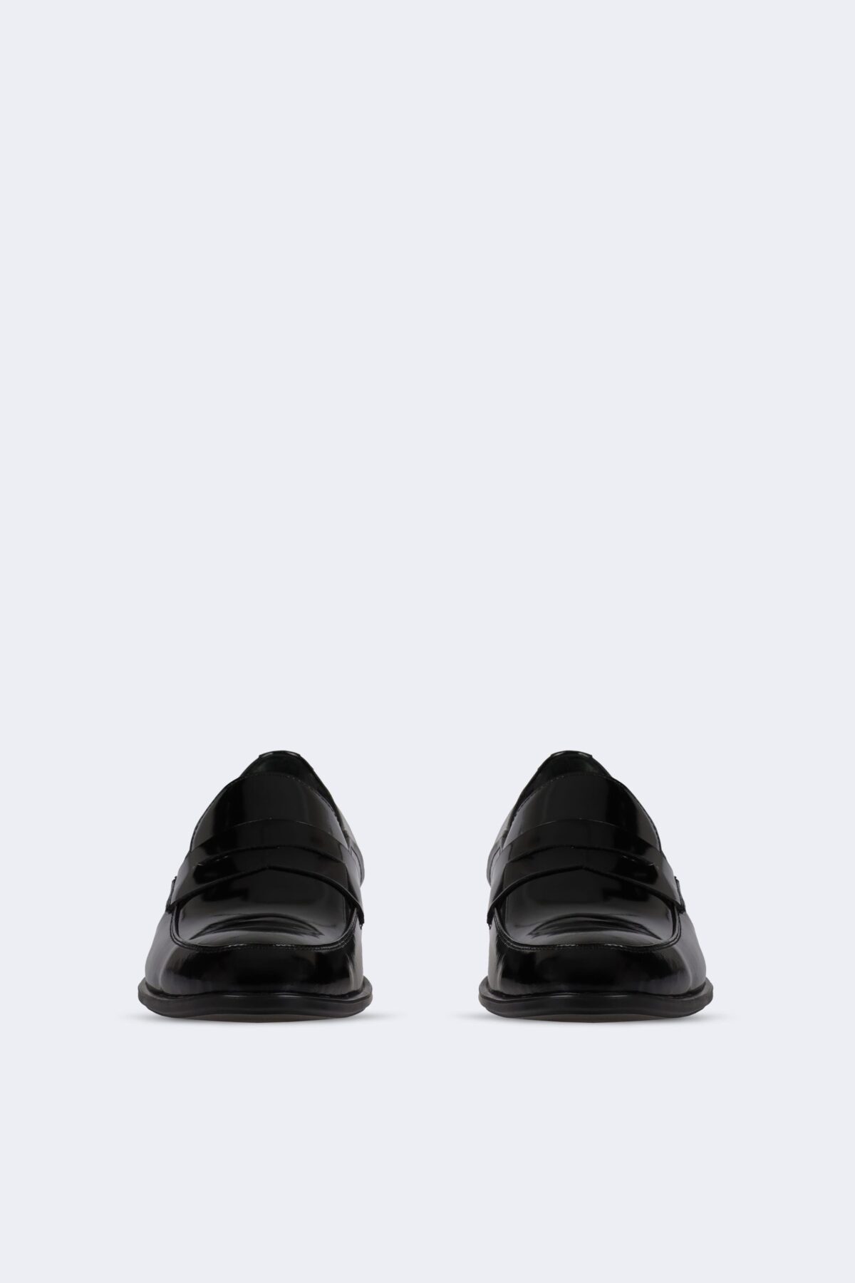 Men's classic loafer shoes - Image 2
