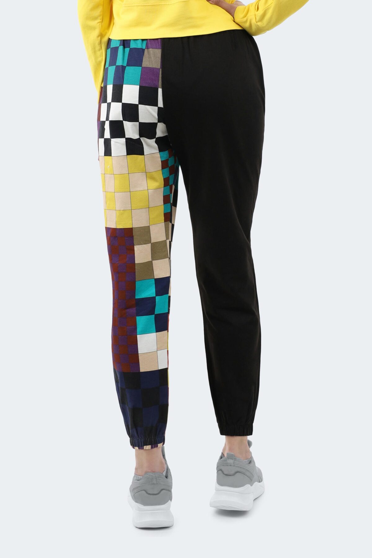 Women's Pixel-Print Sweatpants - Image 4